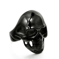 Anillo de calavera de acero inoxidable negro pulido estilo punk gótico para hombre en blanco - US 7 / Negro