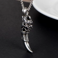 Collier en acier titane pour homme avec pendentif tête de dragon et dent de loup sur fond noir - Pendentif Seul (Sans Chaîne)-Couleur Acier