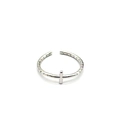 Anello da piede aperto in argento sterling S925 con ciondolo a croce e fascia testurizzata - Argento Sterling S925 Completo / Argento