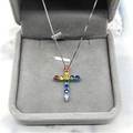 S925 Sterling Silber Regenbogen-Zirkon Kreuzanhänger Halskette in einer Schmuckschatulle - Silberner Anhänger Mit Boxkette