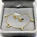 Elegante pulsera de plata S925 dorada con letras LOVE en una caja de joyería de terciopelo - Plata de Ley 925 Completa / Dorado