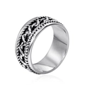 Anillo minimalista de acero de titanio vintage con textura tejida de tres filas y acabado oxidado - US 7 / Color Acero