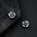 Moderner Mobius Magnet-Ohrclip mit blauem Stein im silberfarbenen Design - Ein Paar / Mobius Blauer Druzy-Stil (X822-A)