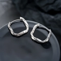 Silver square Mobius earrings with unique hammered texture and geometric twist design - Black and Silver (X947-A)