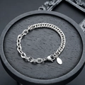Dettaglio catena barbazzale in acciaio argento con maglia ovale e chiusura a moschettone - Lunghezza 17CM