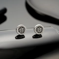 Vintage silver magnetic ear clips with traditional pattern and polished finish - Dragon Pattern Magnetic Ear Clip (Silver) / Silver Pair