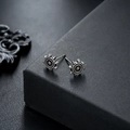 Orecchini a perno a forma di timone in argento vintage per uomo e donna stile punk - Argento Antico