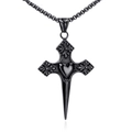 Collana con croce gotica in acciaio inossidabile nero con cuore e dettagli intagliati - Nero (Solo Ciondolo (Senza Catena))