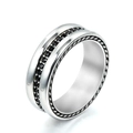 Anello in acciaio al titanio argento per uomo e donna con zircone nero e bordo a corda - US 7 / Color Acciaio