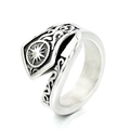 Anello vintage in acciaio inossidabile con motivo a sole e intreccio nordico - US 7 / Color Acciaio