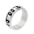 Anello gotico da uomo in argento con teschi a rilievo e borchie stile rock hip-hop - US 7 / Color Acciaio