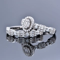 Luxurious S925 sterling silver two-piece ring set with oval micro-pave cubic zirconia stones - US 6 / Silver