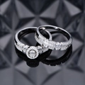 Luxe S925 sterling zilveren ringenset met ovale zirkonia en pavee-zetting op zwarte achtergrond - US 6 / Zilver