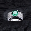 Luxurious 925 silver ring featuring a square-cut emerald gemstone with pavé-set accents - US 6 / Emerald Green 11#