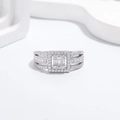 925 silver ring with pavé 5A cubic zirconia stones and square cluster center design - US 7 / Silver