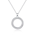 Elegante zilveren Mobius ketting met twee in elkaar grijpende ringen bezet met zirkonia's - 925 zilver / Zilver