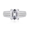 Luxe S925 zilveren ring met smaragd geslepen diamant en baguette zijstenen aan de kant - US 6 / Wit