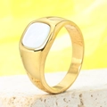 Vintage men's 18K gold-plated signet ring with a white shell inlay on a stone base - US 7 / Golden White