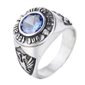 Detail van vintage herenring met blauwe edelsteen en gegraveerde all for one tekst - US 7 / Zilver Blauwe Zirkonia