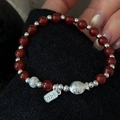 Bracciale in argento sterling S925 con agata rossa, ciondolo a pesce e pendente pace - Argento 925 / Stile Agata Rossa (16SL25)