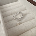 Anello in argento sterling S925 con texture lavica e perla a goccia pendente - Stile Perla Texturizzata (JZC026)