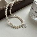 Collar de perlas corazón en plata S925 sobre elegante cuero beige con decoro - Estilo de Corazón Plateado (19TL15) / Plata 925