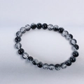 Minimalist 8mm beaded bracelet with contrasting black and ice-crackle crystal beads - Black