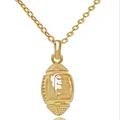 Collana con ciondolo football americano dorato con trama superficiale e catena a croce - Stile Football Americano Donna / Oro 18K