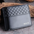 Portafoglio bifold da uomo in pelle nera con motivo B goffrato e logo del marchio - Nero