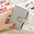 Portafoglio corto grigio minimalista da donna in pelle PU con fibbia dorata - Grigio chiaro