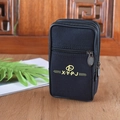 Schwarze Segeltuch-Gürteltasche mit drei Reißverschlussfächern und gelbem Logo-Print - Vertikal Schwarz 17cm 6.5 Zoll