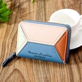 Veelkleurige patchwork kunstleren pasjeshouder met ritssluiting en letterprint - Blauw