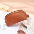 Porte-monnaie marron en similicuir grainé avec porte-clés doré et fermeture éclair - Brun