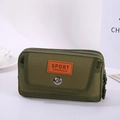 Détail de la pochette tactique vert olive avec boucle en métal et texture en nylon - Style Horizontal - Vert