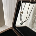 Vintage S925 silver necklace featuring green zircon pendant and pearls on wooden mirror - Irregular Silver Beads Green Zirconia Style (17TL45)
