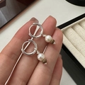 Orecchini a cerchio in argento sterling S925 con perla bianca e perline marroni naturali - Stile A (7ES35) / Argento 925