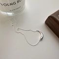 Collana minimalista in argento sterling S925 con ciondolo a goccia lucido su una catena sottile - Stile B Mini Design Curvo (XLU030) / Argento 925