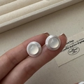 Minimalistische S925 Sterlingsilber Matt-Ohrringe mit rundem Opalstein-Besatz - 925er Silber / Weiß