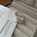 Anillo ajustable de plata de ley S925 con superficie texturizada en caja de regalo - Abierto Ajustable / Versión Ancha (JZA073)