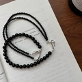 Collana artigianale in argento S925 con perle nere e pendente a Y su sfondo di un libro - Stile Catena di Perline Nere con Chiusura a Y (23TL32) / Argento 925
