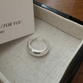 Minimalistischer S925 Sterlingsilber Ring mit vertikalen Streifen und offenem Design - Einstellbar Offen / Silber (JZA005)