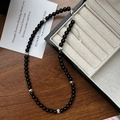 Collier artisanal en argent sterling S925 avec perles d'onyx noir au style épuré - Argent 925 / Style Agate Noire & Perles d'Argent (26TL41)
