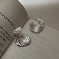 Minimalistische S925 Sterling Silber Fächerohrringe mit strukturierter Spirale - Spiral Wellen Design (EHI061) / 925er Silber