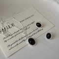 Schmuckset aus S925 Sterlingsilber mit ovalen schwarzen Edelsteinen und Kordelrand-Design - Schwarz (XLU076)