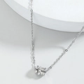 Collana in argento con ciondolo a cilindro, numeri romani e cristalli scintillanti - Argento
