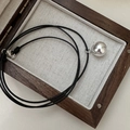 Collar minimalista de plata S925 con colgante de esfera pulida en cordón negro - Colgante de Bola Plateada (35TL41) / Plata 925