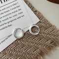 Orecchini a cerchio minimalisti in argento sterling S925 con finitura opaca spazzolata - Stile Cerchio Tondo Spazzolato Opaco (EHY095) / Argento 925