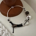 Handgefertigtes S925 Silberarmband mit Kristallperlen und einem kleinen Holzkreuz - Retro Geflochtener Perlenstil (15SL23) / 925er Silber