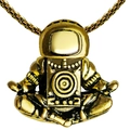 Collar con colgante de astronauta dorado en meditación con cadena de caja - Dorado