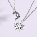 Retro-Halskettenset mit Sonne und Mond Anhängern in antikem Silber und Vintage-Finish - Sonne Und Mond Kombination
